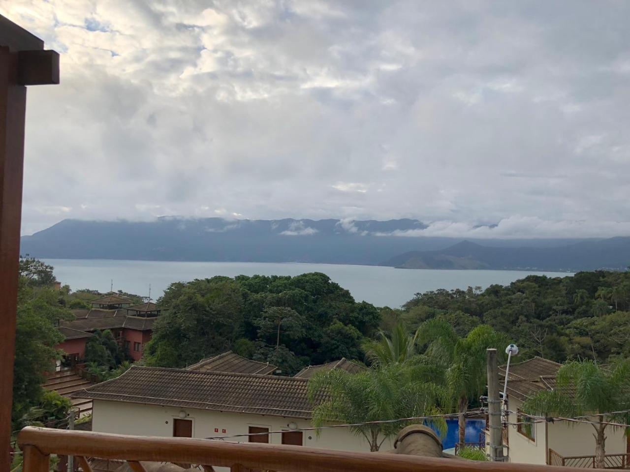 Bangalo Em Ilhabela/Yacamim Villa Luaran gambar